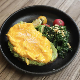 法式牛油果滑蛋（11:00开始制作）