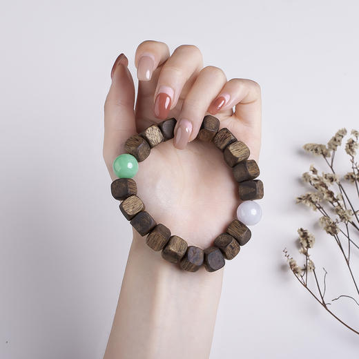 xy0458沉香+翡翠方形珠手串 商品图6