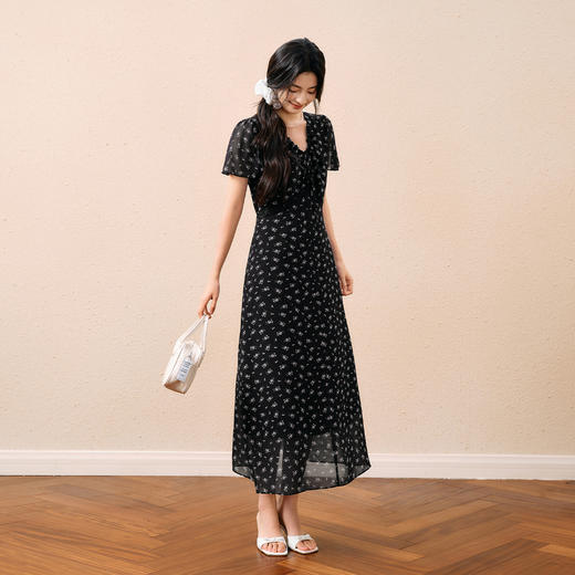 【严选】诗凡黎度假风碎花V领雪纺连衣裙2025秋新款优雅浪漫蕾丝拼接长裙7G7390801 商品图1