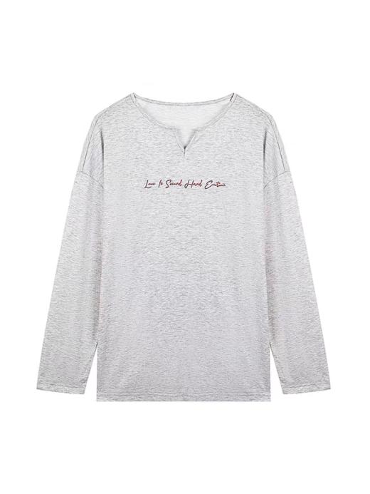 马得工地/MDGDCX252391/小V领卷边SLOGAN长袖 商品图3