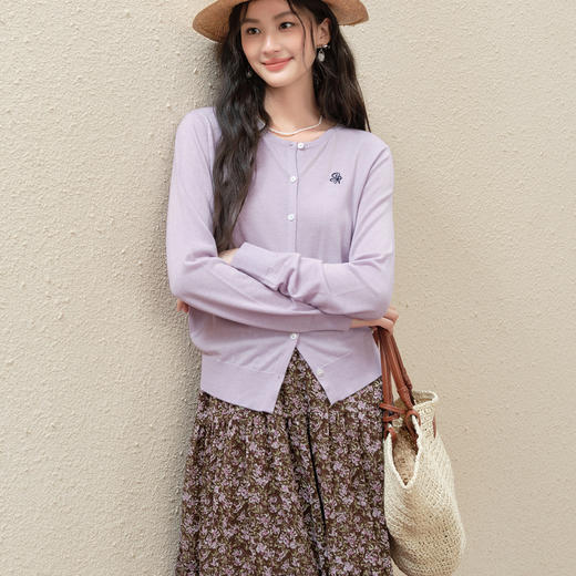 【严选】诗凡黎经典薄款圆领针织开衫2025秋新款软糯舒适显瘦通勤长袖外搭7G7230961 商品图1