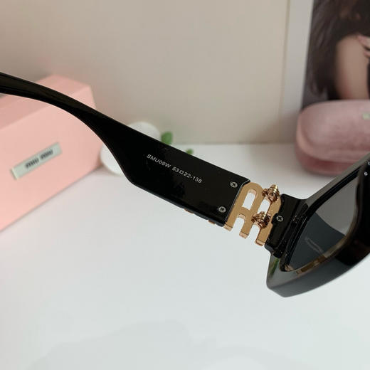 夏季特惠💰210 缪缪MIUMIU太阳镜 新款墨镜男女高级感防晒欧美时尚眼镜 巨显瘦韩系太阳眼镜 商品图5