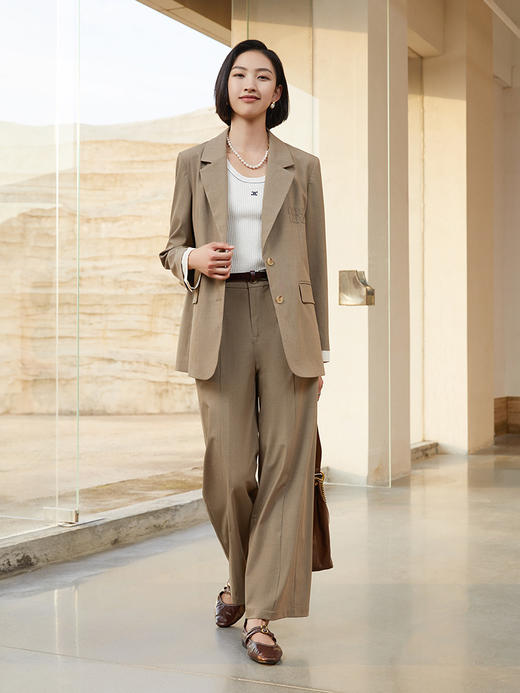 卡其色西装外套女秋季新款 宽松休闲设计感小众高级感小西服上衣 商品图1