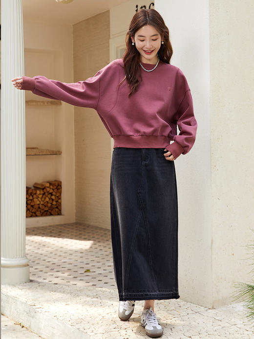 温柔氛围感拉满！复古莓紫色短款卫衣，轻松打造慵懒时髦感 商品图1