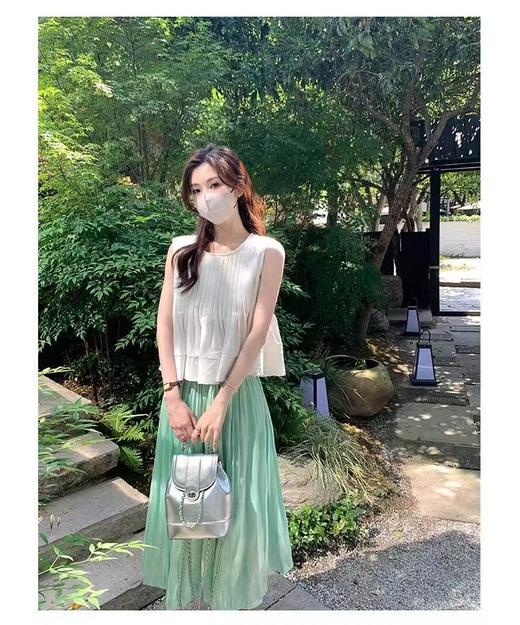 【新品推荐】瑟俪品牌-（套装）143A重工压褶上衣➕流光半裙两件套-喜出 商品图3