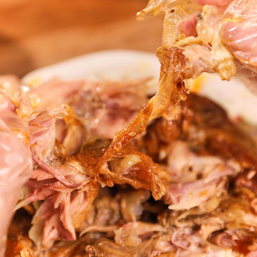 热卖！超值3只！脱骨流油！山东德州守滋纸包鸡 500g/袋 先炸后卤 椒麻鲜香 商品图5