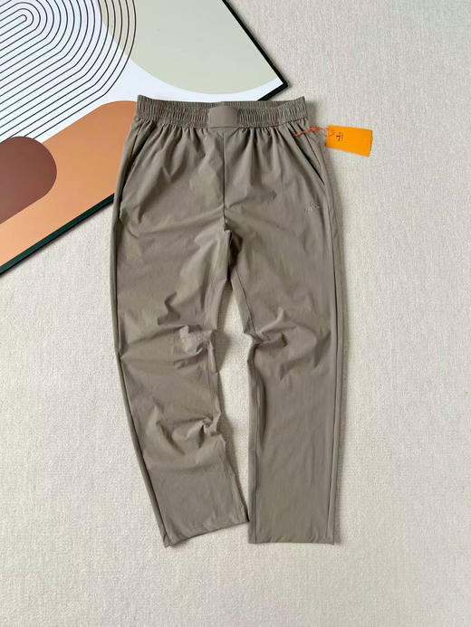 原单正品比音勒芬男士四面弹速干长裤，颜色：灰色  米白  咖色  黑色
尺码：M L XL XXL 商品图4