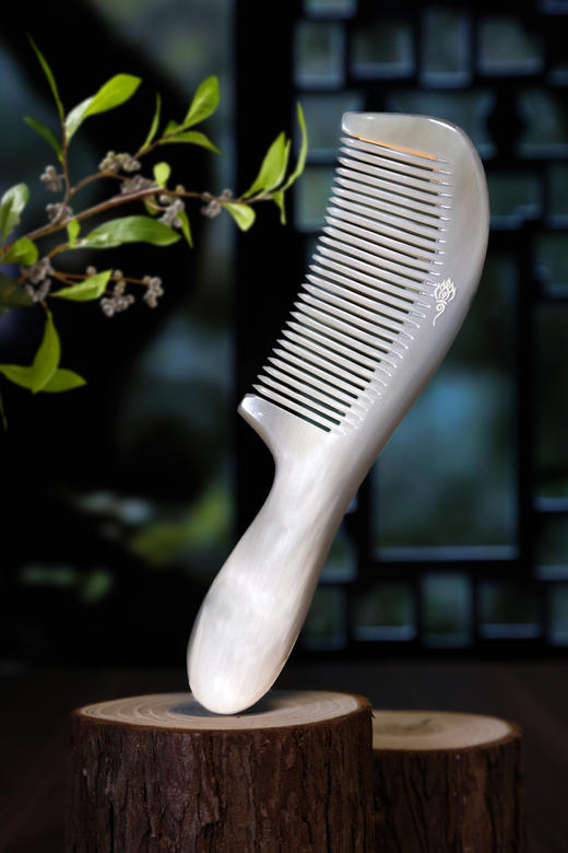 11802 臻品牛角梳 商品图1
