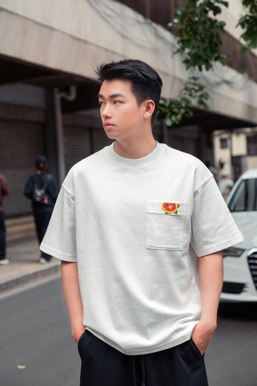 520812400刺绣短袖T恤 商品图0