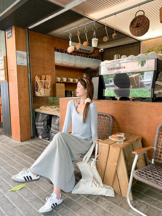 <曾小咸推荐>4.4现货秒杀 ！微信超特价！灰色半裙 日常149.99 立减70 秒杀79.99！！ 罩衫背心套装 秒杀49.99！！ 商品图6