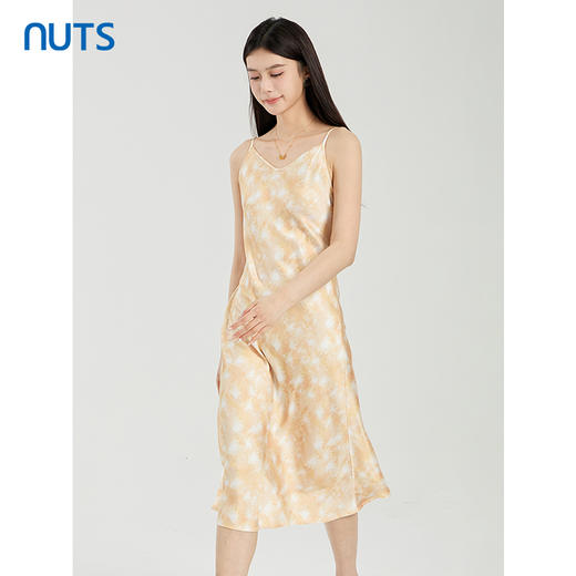 NUTS商场同款夏季设计感气质时尚黄色碎花吊带连衣裙421101017 商品图1