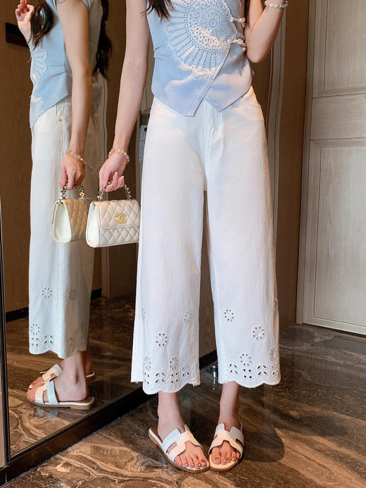 张心子【云水谣】V领不规则拼接蕾丝气质显瘦针织衫上衣 U2507019 商品图9