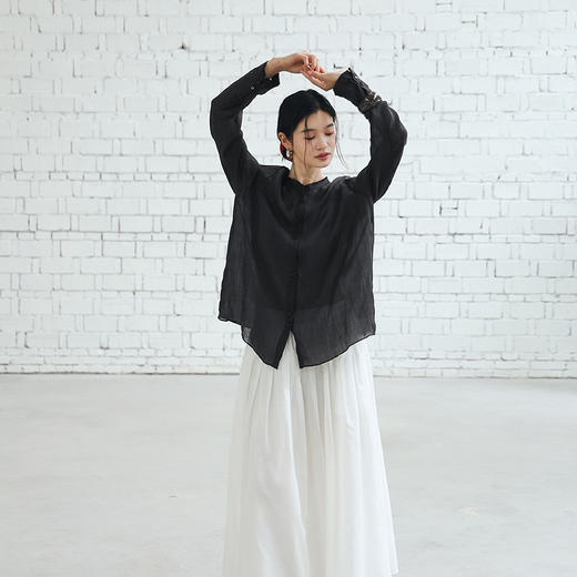 绽放旅行女装129朵/【黑白灰系列·浪子艺术家】高支苎麻长袖衬衫 商品图2