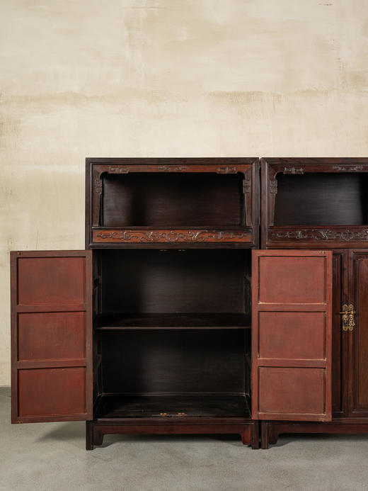 二十世纪	红木螭龙纹圈口万历柜（一对） 商品图3