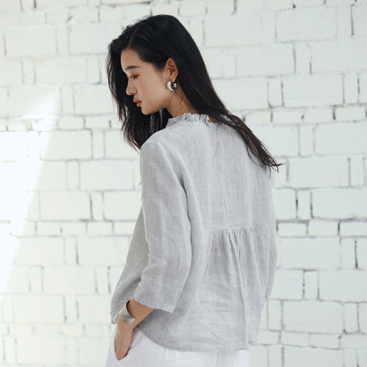 绽放437朵/【黑白灰系列·浪花衬衣】新款亚麻九分袖女荷叶边衬衫 商品图3