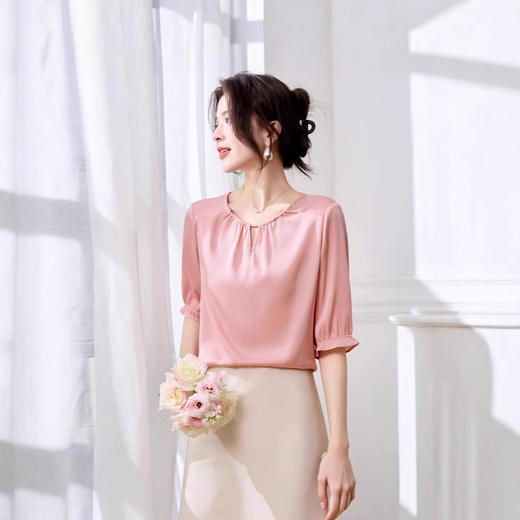 ASE2025新款夏季职场通勤桑蚕丝短袖衬衣纯色设计感高端上衣套头简约 商品图3