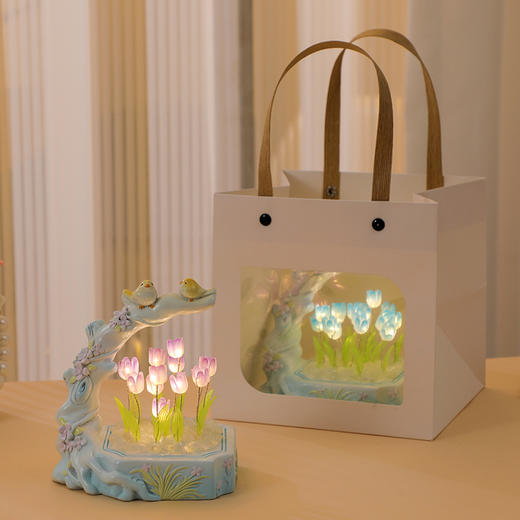 【即是小夜灯也是摆件，满满少女心~】花鸟郁金香小夜灯 文艺摆件桌面装饰工艺品 送毕业师生礼品伴手礼-QA 商品图1