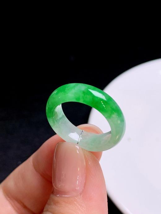 12圈口翡翠指环 商品图1