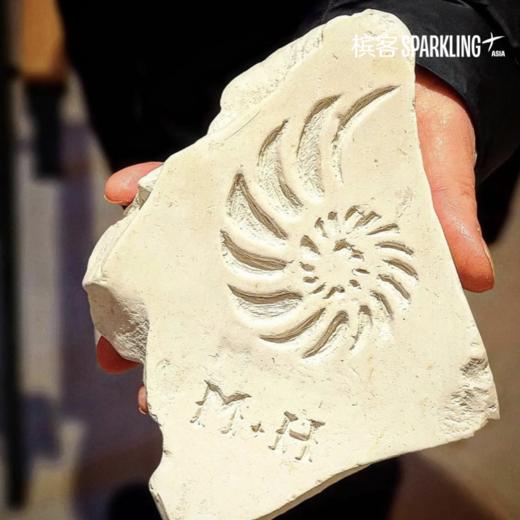 Marc Hébrart Clos le Leon Extra Brut Millesime 2016 马克艾博黎明山丘香槟 2016 木盒装 商品图2