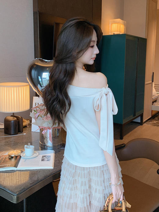 张心子【湘月薄纱】性感斜肩露肩气质显瘦上衣 U2507033 商品图12