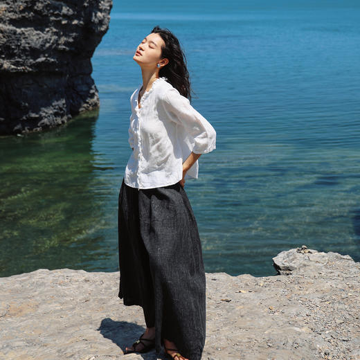 绽放437朵/【黑白灰系列·浪花衬衣】新款亚麻九分袖女荷叶边衬衫 商品图1