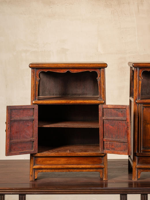 清	黄花梨亮格柜摆件（一对） 商品图3