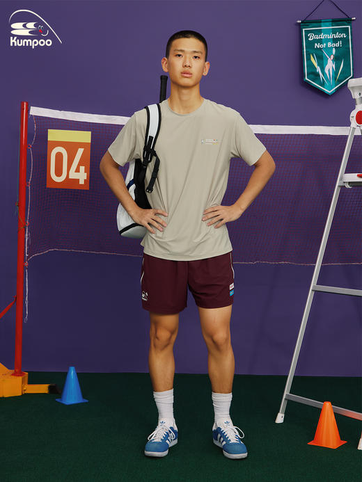 CryingCenterxkumpoo薰风羽毛球联名 小标印花男女凉感速干短袖 商品图5