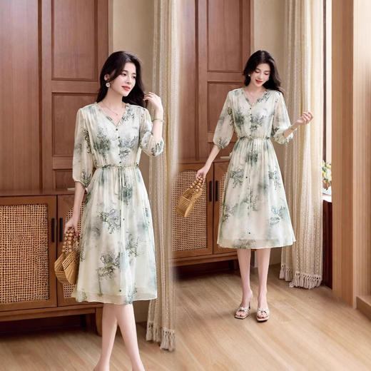 ASE真丝短袖连衣裙女夏季2025新款轻奢桑蚕丝v领法式水墨印花气质裙 商品图1