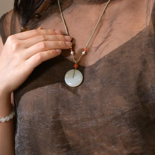 【茶香器韵】新疆和田玉 羊脂白 平安扣（赠手工编绳） 圆满天成 雪脂凝润 商品图0