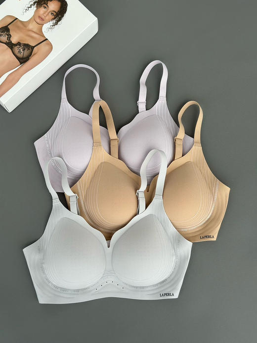 719-6  花边领口 侧加强软骨提升 La新款 冰丝凉感 无痕文胸 商品图0