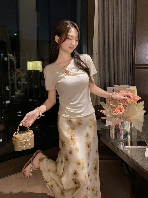 张心子【彼岸双生】高腰氛围感碎花半身裙 U2507018 商品图1