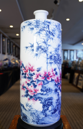 青花斗彩石竹图