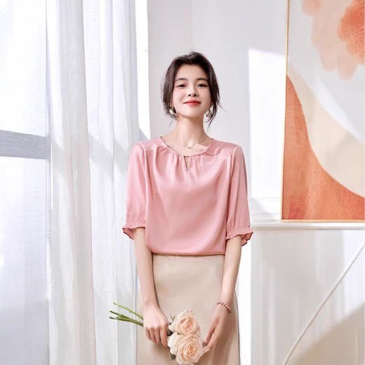 ASE2025新款夏季职场通勤桑蚕丝短袖衬衣纯色设计感高端上衣套头简约 商品图0