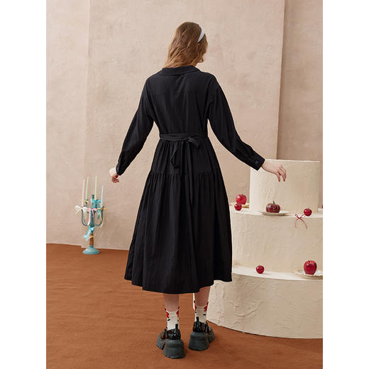 两三事 童梦奇遇 2025秋季新款森女风印花绳绣绑带a字连衣裙长裙 商品图4