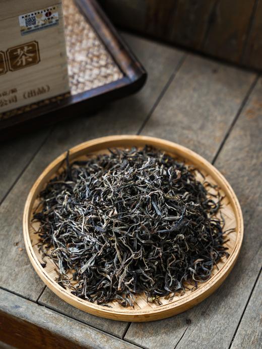 【积分兑换价：180元+200积分】【九荒山散茶】2024年头春古树，独特的山丫果香让人留恋往返 野香清扬独特，易武密林才有的细腻，极力推荐给店铺老粉丝，不能错过的好茶，300克/箱 商品图5