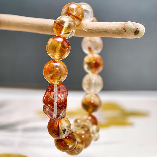 易祈吉祥黄塔晶手串金发晶饰品胶花水晶女款送礼 商品图1