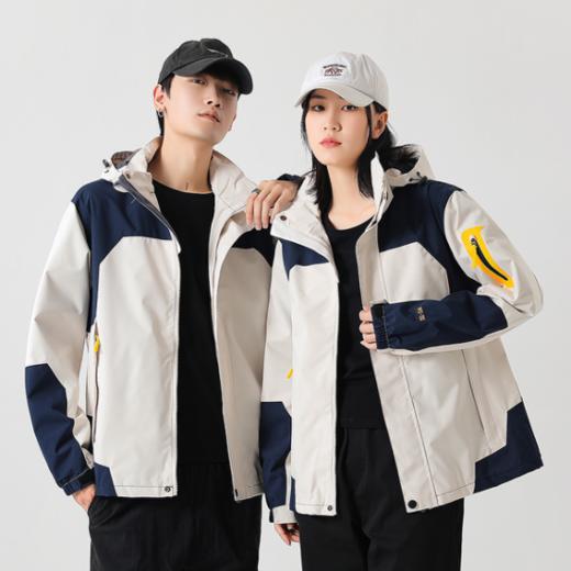 👏79.9反季秒杀！【三合一情侣冲锋衣D52-522款】不要等秋冬涨价🍁 你的衣柜如果有一件衣服能够陪你踏遍千山万水🌟，那非冲锋衣莫属！ 商品图1