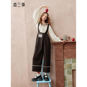 两三事 琥珀旧梦 2025秋季新款复古印花贴布绣阔腿背带连体裤女