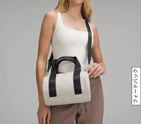 原单正品露露健身休闲桶包
三个色，尺寸25*16*16

原价800➕