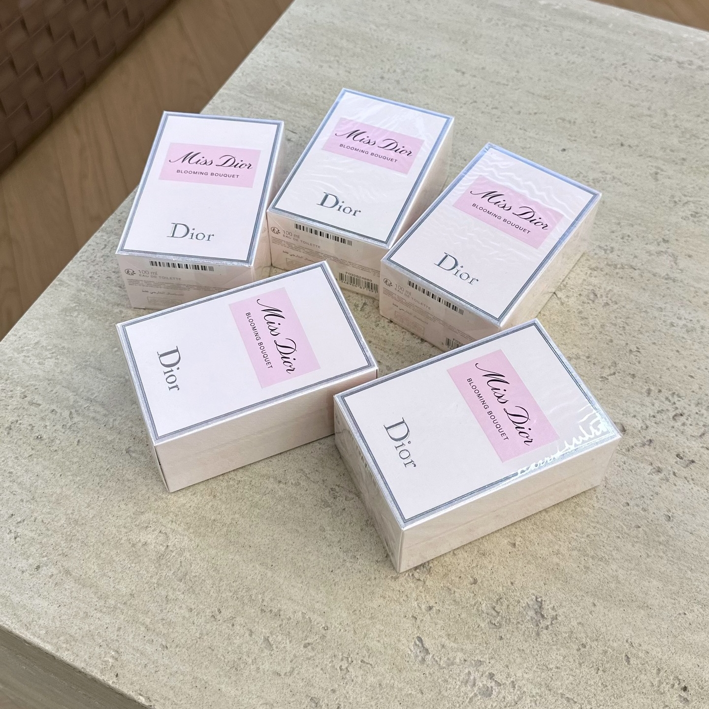 七夕情人节礼物！少女必入的人生香水第一瓶！！！ “D*or小姐花漾甜心 ”