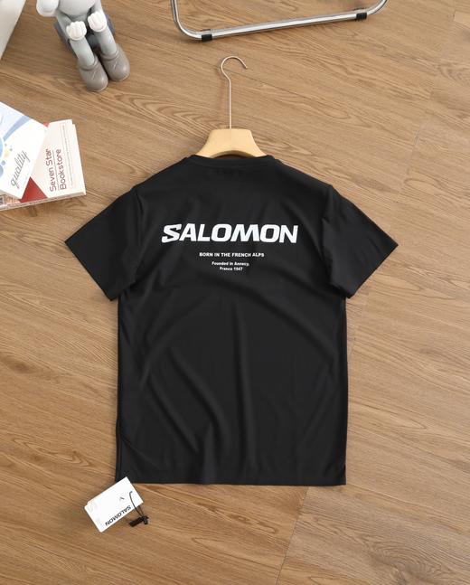 点此购买 萨洛蒙夏季男女款户外速干无痕圆领短袖T恤 LL 324613 商品图2