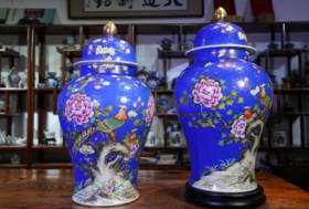 蓝地扒花花鸟将军罐