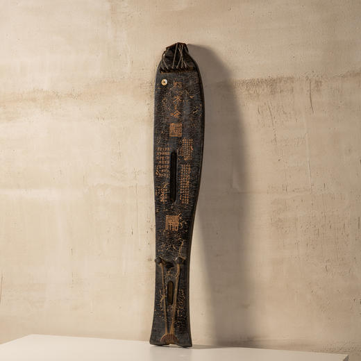 清	大漆“枯木吟”鱼形古琴 商品图2