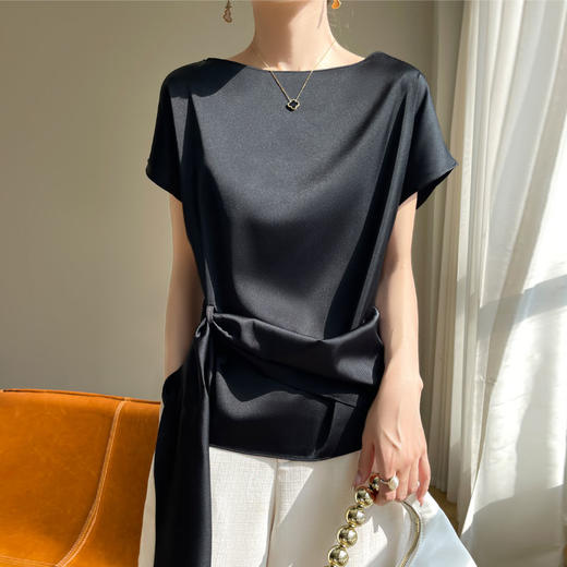 奥伊米夏季新款女士洋气仿真丝顺滑缎面气质收腰显瘦T恤YTMA35 商品图5