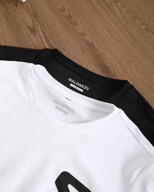 点此购买 萨洛蒙夏季男女款户外速干无痕圆领短袖T恤 LL 324613 商品图11