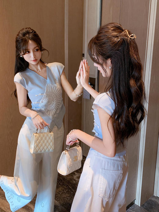 张心子【云水谣】V领不规则拼接蕾丝气质显瘦针织衫上衣 U2507019 商品图8