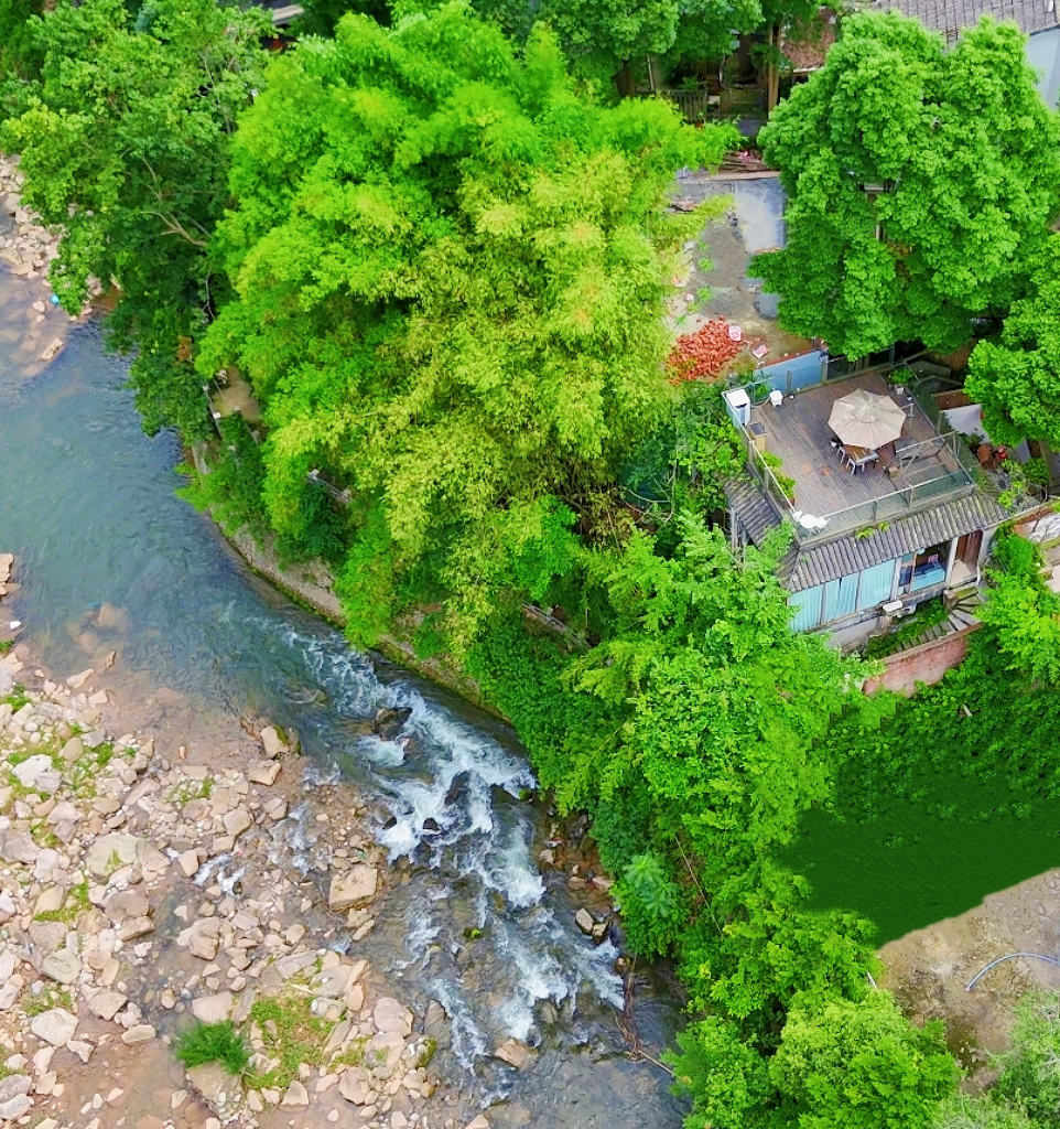 【青城山#003号院】2房温泉私汤院子，临溪靠山、超大露台平台，星空BBQ，私享汤池 QS