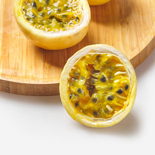 新鲜水果 果香浓郁 风味独特黄金百香果  4枚 商品图1