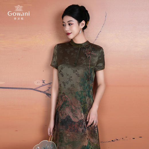 乔万尼新中式浮世绘山河图宽松立领盘扣真丝连衣裙ED2E545 商品图2