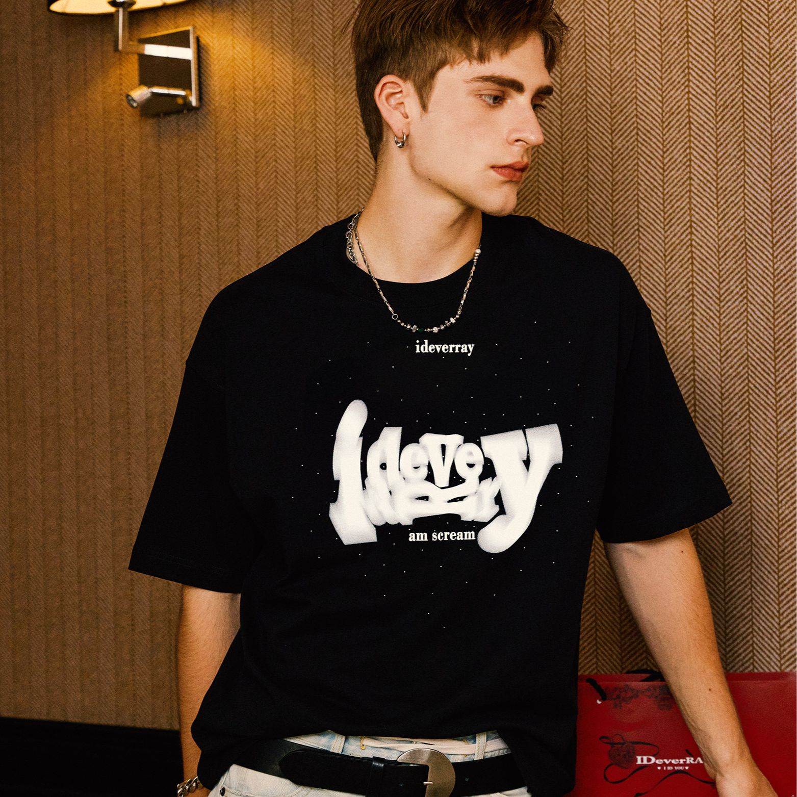 IDEVERRAY 2025夏季新上升级款设计感印花镶钻融合情侣短袖潮流